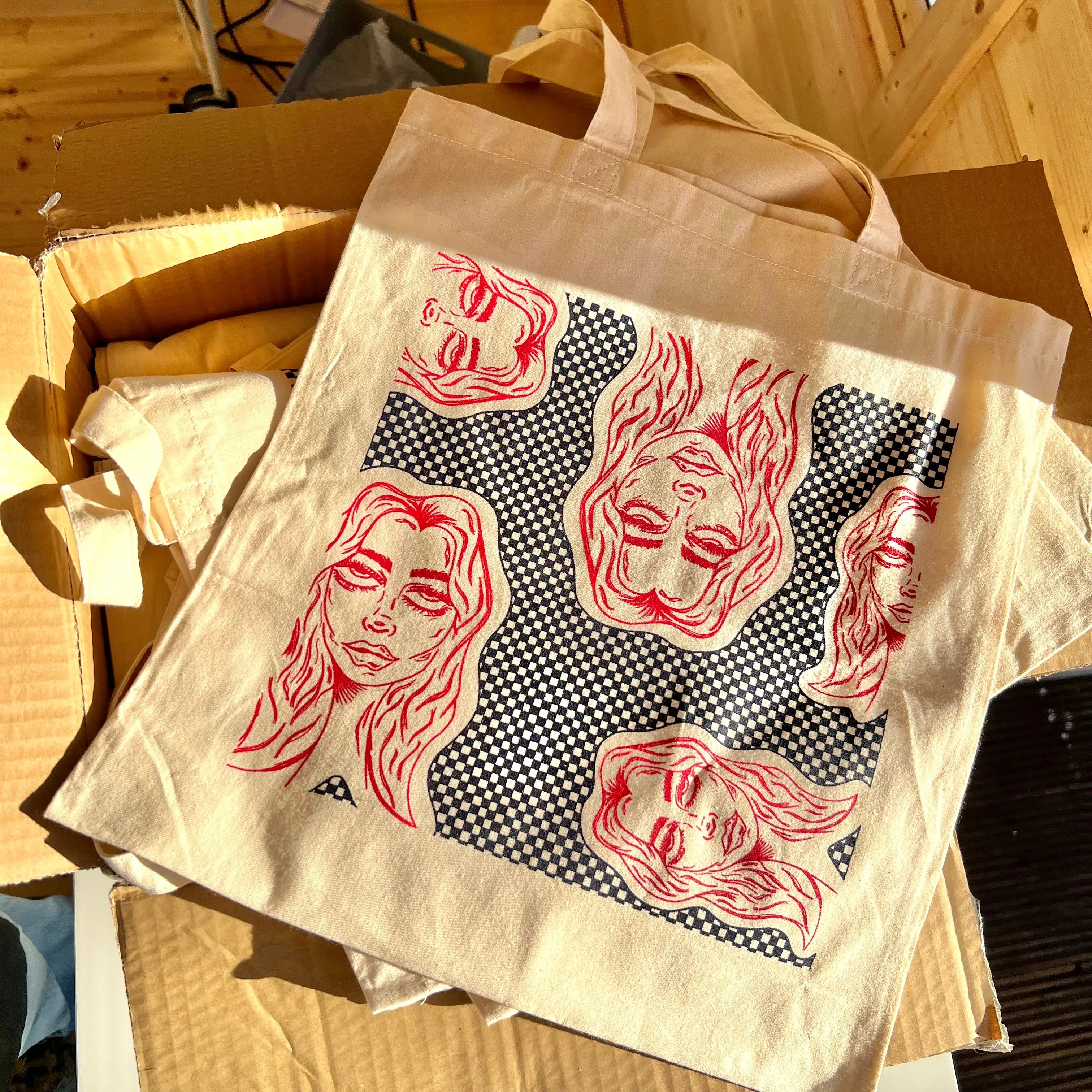 Face 2 Face Tote Bag